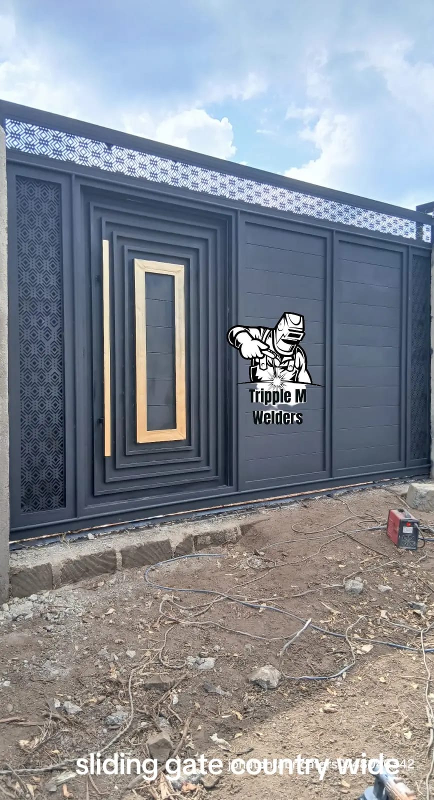 Luxury Modern Gate